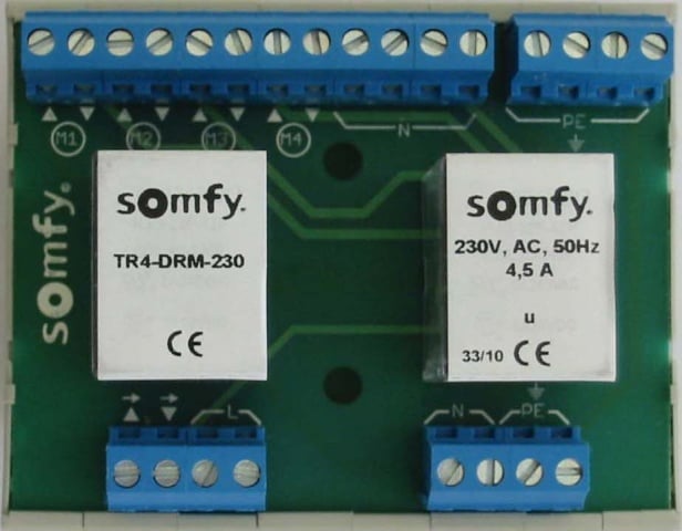 Somfy Relais de séparation pour 4 moteurs TR4-DRM-230 NEUF