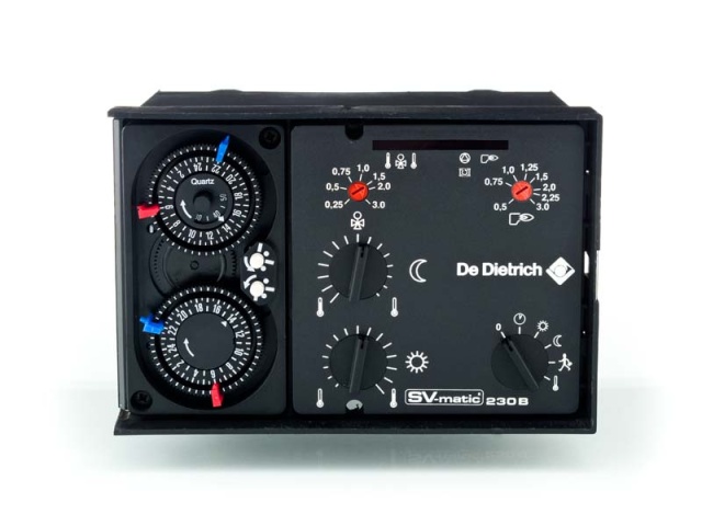 De Dietrich SV-matic 230 B avec horloge analogique 2K