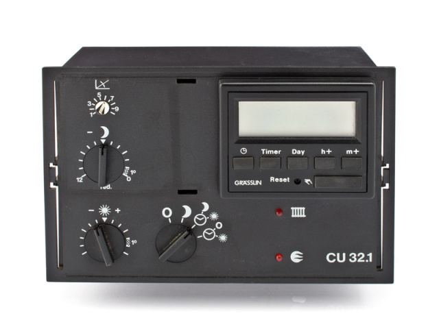 SAURER ROHLEDER CU 32.1 with digital clock