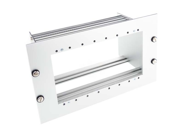 Kieback & Peter 19 inch rack frame voor LRP4